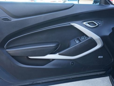 Used 2019 Chevrolet Camaro LT w/ RS Package image 18