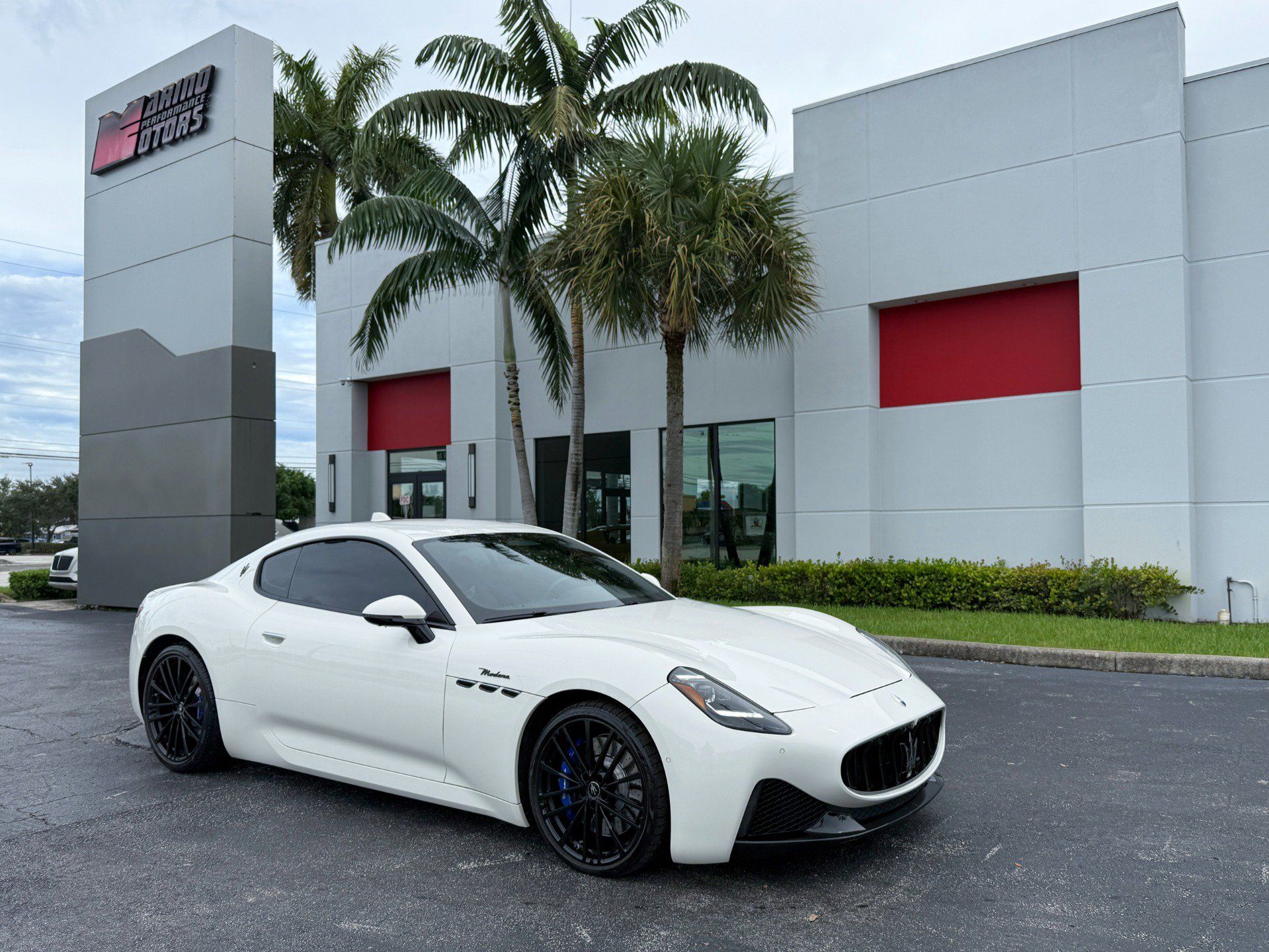 Used 2024 Maserati GranTurismo Modena AWD/4WD image 1