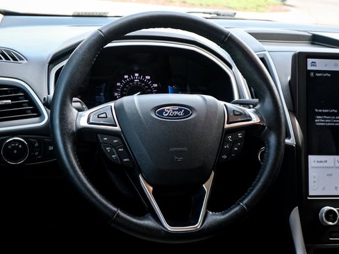 Used 2021 Ford Edge SEL AWD/4WD image 6