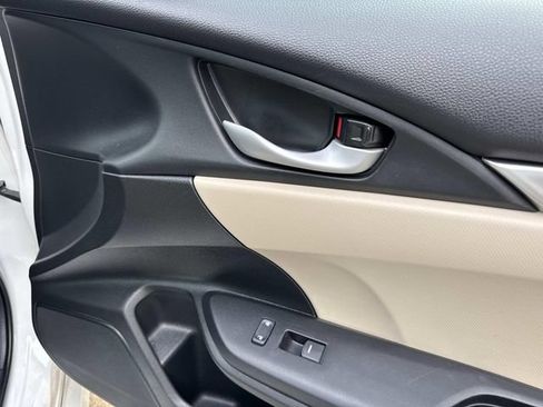 Used 2021 Honda Civic LX image 17