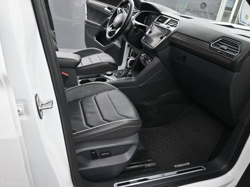 Used 2024 Volkswagen Tiguan SEL R-Line AWD/4WD image 48