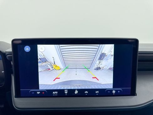 Used 2025 Ford Maverick XL w/ Equipment Group 102A image 6