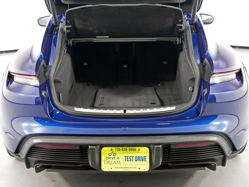 Used 2023 Porsche Taycan GTS image 10