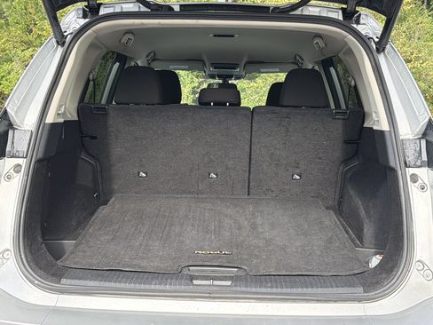 Certified 2025 Nissan Rogue SV AWD/4WD image 25