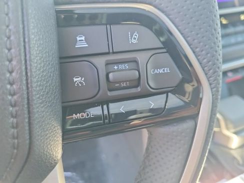 New 2026 Toyota Tundra Platinum AWD/4WD image 16