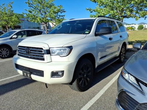 Used 2021 Toyota Sequoia Nightshade w/ Safety & Convenience Package image 4