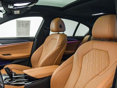 Certified 2023 BMW 540i w/ M Sport Package image 21