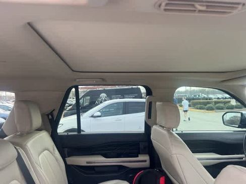 Used 2020 Ford Expedition Platinum image 20