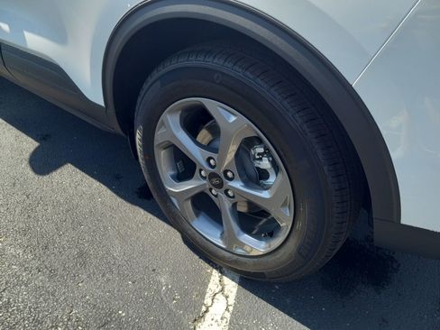 New 2026 Ford Escape ST-Line FWD image 10