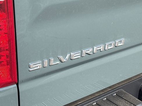 Used 2025 Chevrolet Silverado 1500 LT image 33