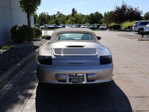 Used 2002 Porsche 911 Carrera RWD image 7