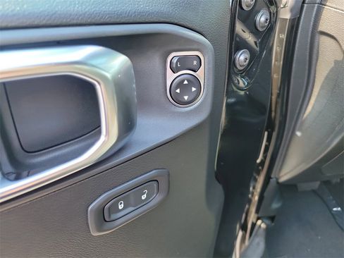 New 2025 Jeep Wrangler Sport S image 15