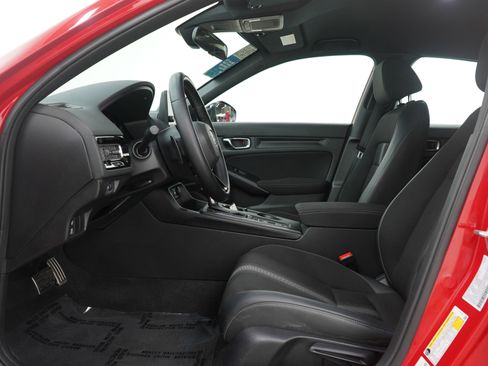 Used 2023 Honda Civic Sport image 18