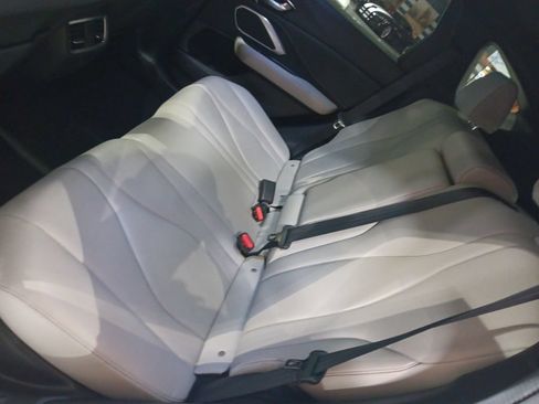 Used 2025 Acura RDX SH-AWD image 6