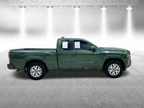 Certified 2024 Nissan Frontier SV w/ SV Convenience Package RWD image 5