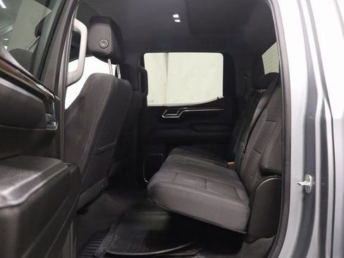Used 2025 Chevrolet Silverado 1500 LT AWD/4WD image 13
