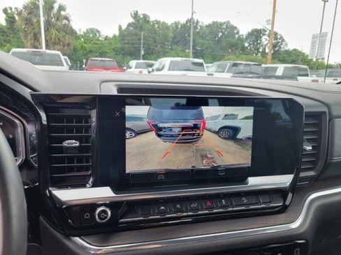 Used 2023 GMC Sierra 1500 SLT w/ SLT Premium Package image 19