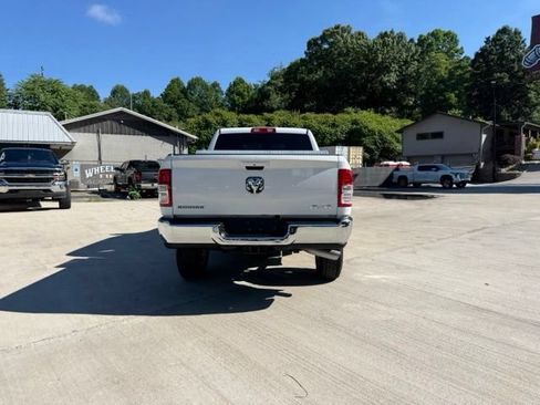 Used 2020 RAM 2500 Big Horn w/ Level 1 Equipment Group AWD/4WD image 6