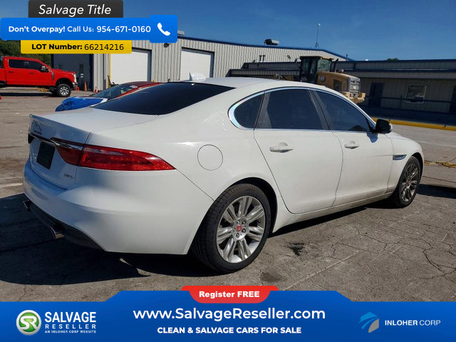 Used 2017 Jaguar XF Premium RWD image 4