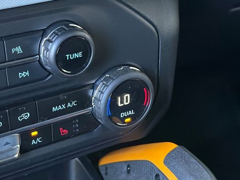 Used 2023 Ford Bronco Badlands AWD/4WD image 29