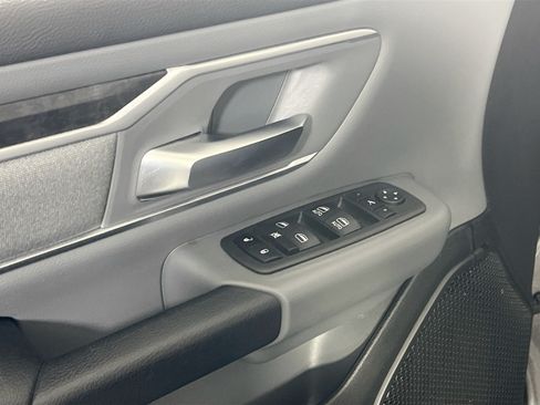 Used 2022 RAM 1500 Big Horn AWD/4WD image 17