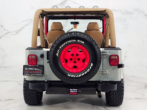 Used 1995 Jeep Wrangler Rio Grande AWD/4WD image 15