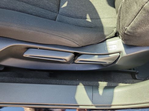 Used 2025 Honda Accord LX image 22