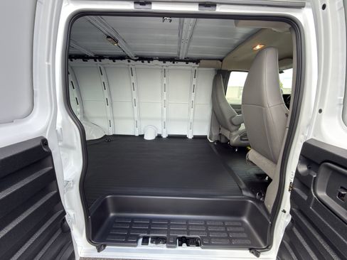 New 2026 GMC Savana 3500 Extended w/ Driver Convenience Package RWD image 13