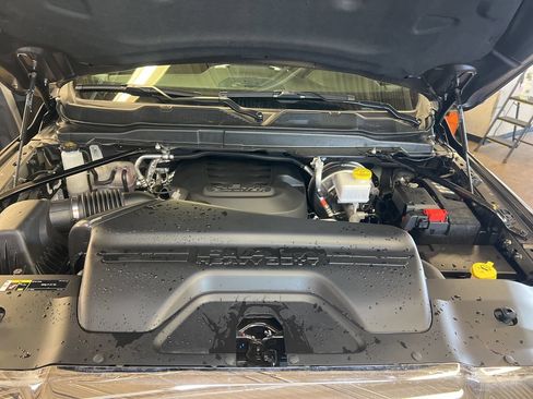 Used 2026 RAM 2500 Big Horn AWD/4WD image 12