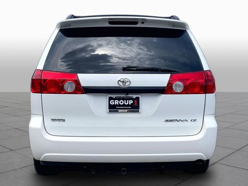 Used 2006 Toyota Sienna CE FWD image 4