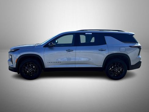 Used 2025 Chevrolet Traverse LT w/ Midnight/Sport Edition AWD/4WD image 8