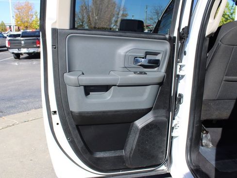 Used 2024 RAM 1500 Classic SLT image 24