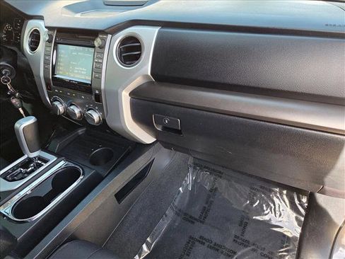 Used 2018 Toyota Tundra SR5 w/ SR5 Upgrade Package image 19