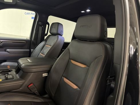 Used 2025 GMC Sierra 3500 AT4 w/ AT4 Premium Plus Package AWD/4WD image 14