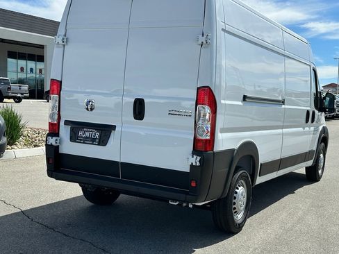 New 2026 RAM ProMaster 2500 w/ Safety Group FWD image 7