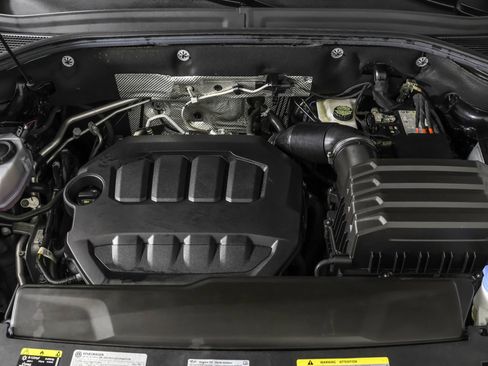 Used 2024 Volkswagen Atlas SEL Premium R-Line image 53