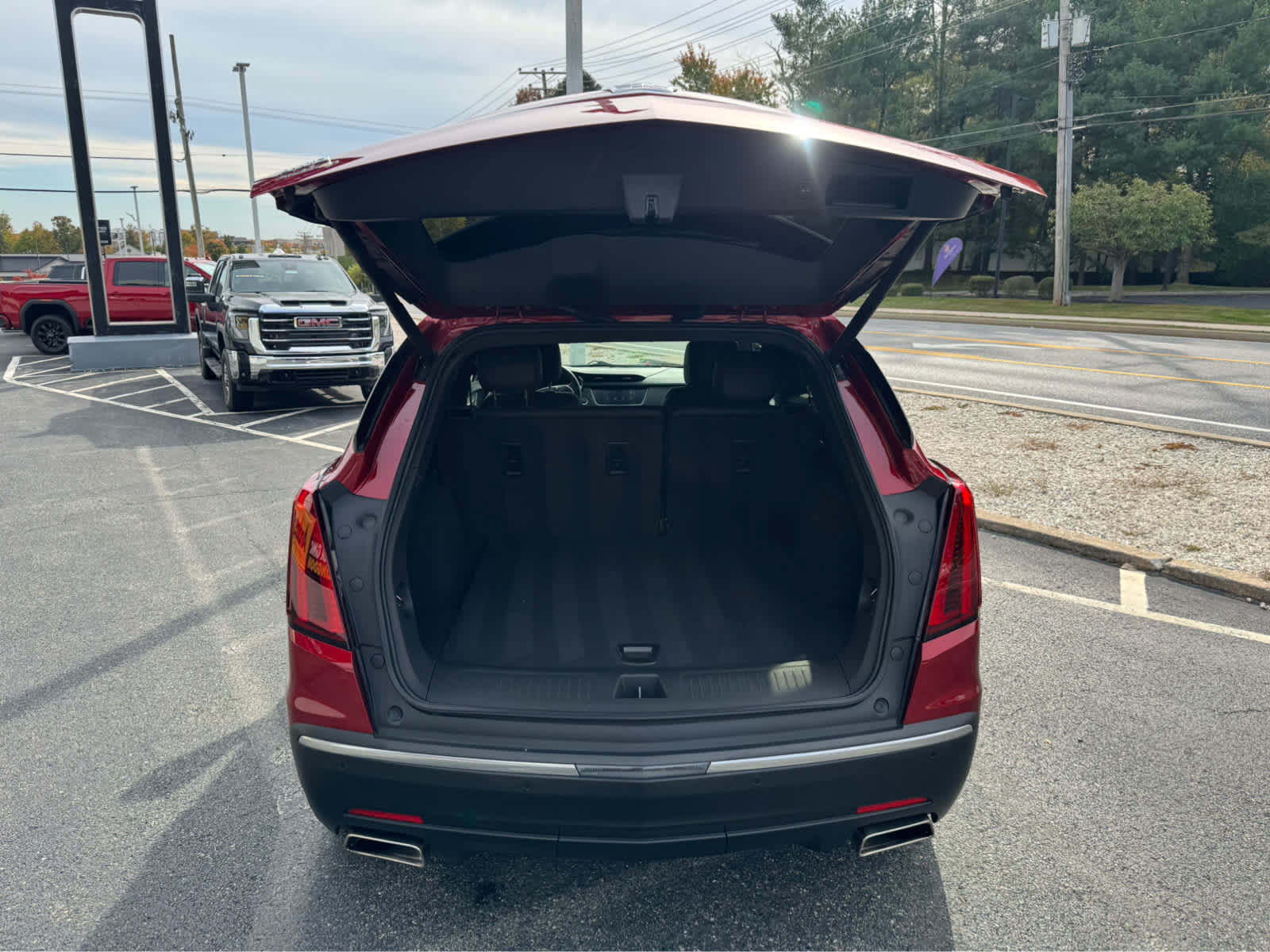 Used 2021 Cadillac XT5 Luxury AWD/4WD image 5