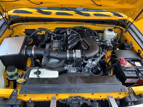 Used 2007 Toyota FJ Cruiser 4WD image 18