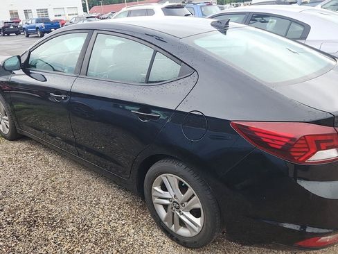 Used 2019 Hyundai Elantra SEL w/ Cargo Package FWD image 5