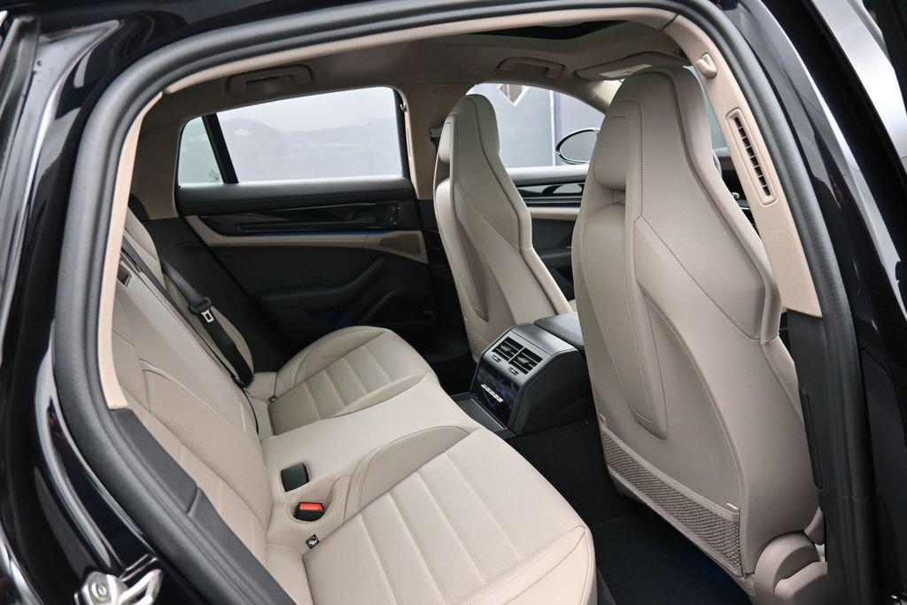 New 2026 Porsche Panamera 4 AWD/4WD image 26