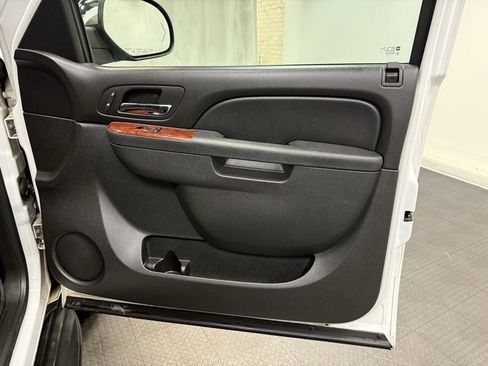 Used 2012 Chevrolet Tahoe LT w/ All-Star Edition image 17