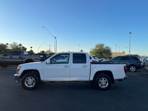 Used 2011 GMC Canyon SLE image 2