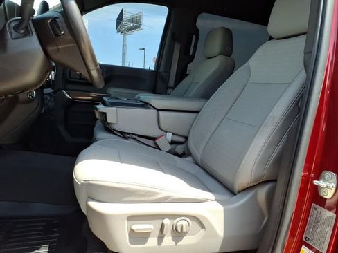 Used 2021 GMC Sierra 2500 SLE w/ SLE Value Package; AWD/4WD image 9