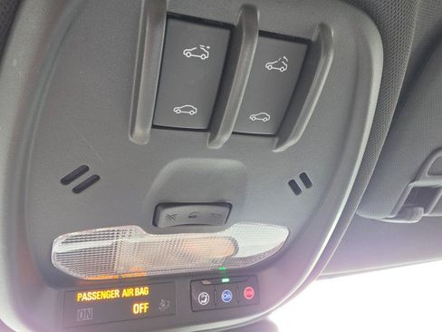 Used 2024 Chevrolet Trax RS w/ Sunroof Package FWD image 45