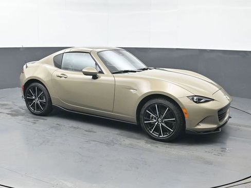 Used 2024 MAZDA MX-5 Miata RF Grand Touring w/ Appearance Package image 7