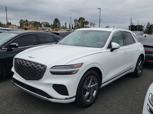 Certified 2026 Genesis GV70 2.5T Advanced AWD/4WD image 1