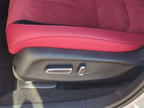 Used 2025 Acura ADX A-Spec image 18