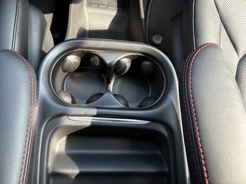 New 2027 Chrysler Pacifica Select FWD image 32