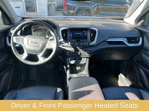 Used 2024 GMC Terrain SLT image 20