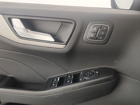 Used 2022 Ford Escape SEL w/ Technology Package image 15